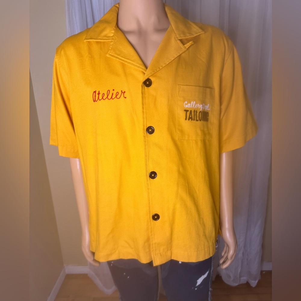 Brand New size L gallery department, yellow short sleeve button-down